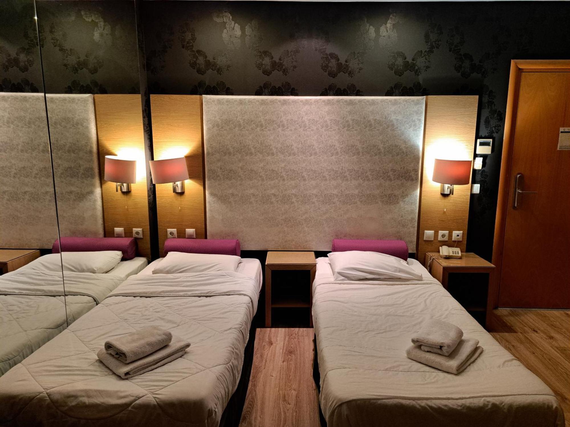 Nefeli Hotel Alimos Ngoại thất bức ảnh