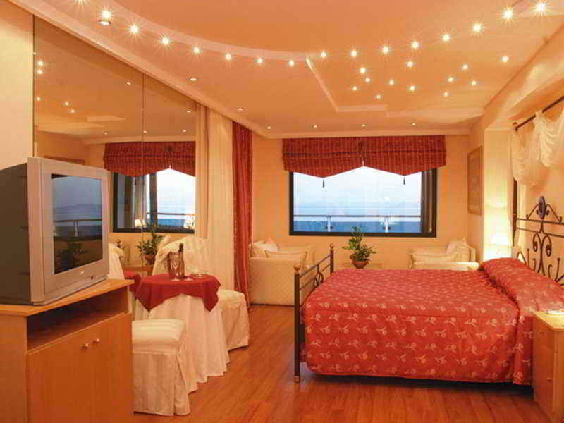 Nefeli Hotel Alimos Ngoại thất bức ảnh